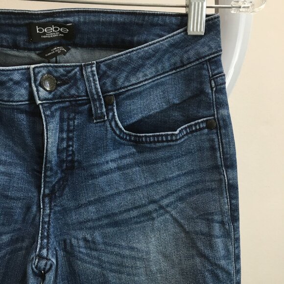 BEBE Medium Wash 5 Pocket Logo Hardware Slim Fit Skinny Jeans - Picture 5 of 12